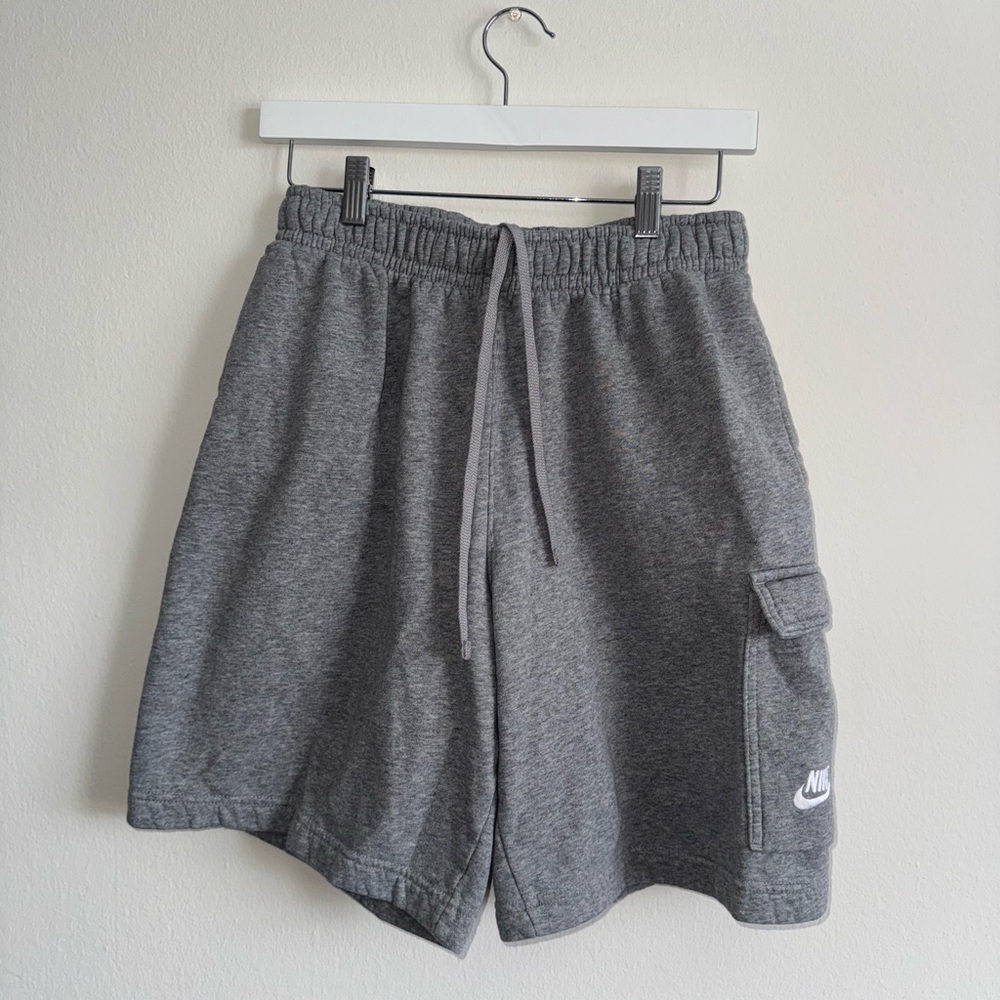Nike Men's Gray Shorts Size Small